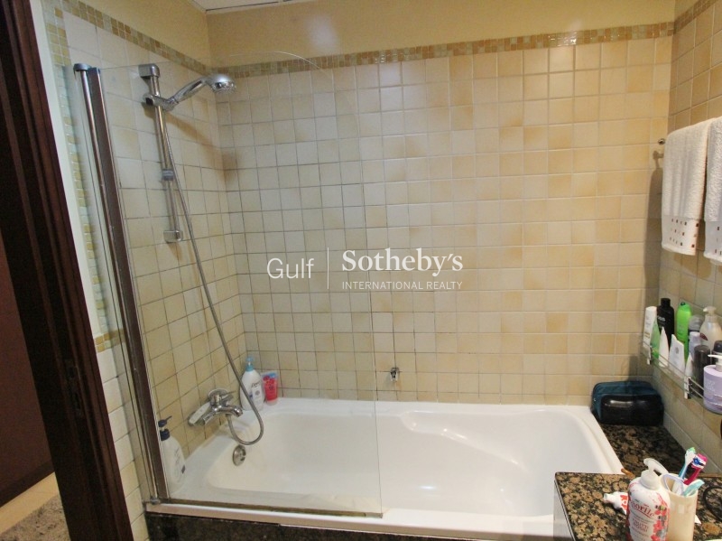 Unfurnished 3 Bed With Full Sea View-Jbr