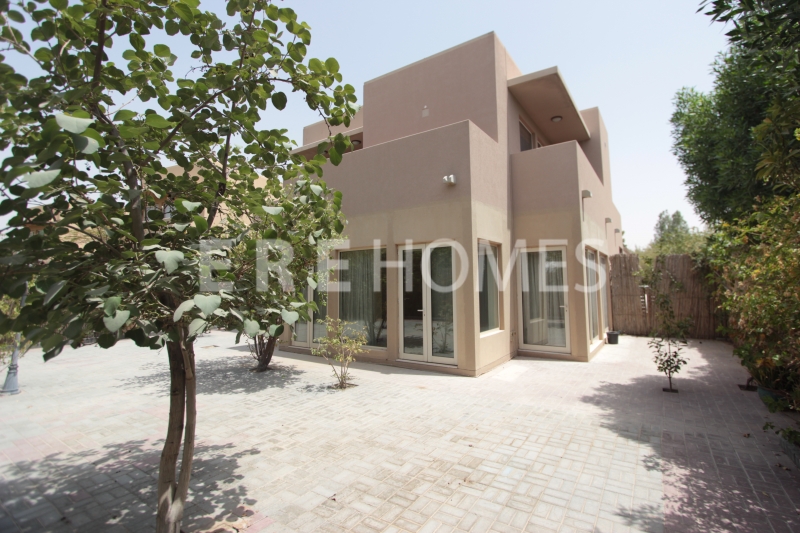 Huge 3 Bed, Maid'S Room, The Residences 8, Downtown-Aed 240,000 Er R 12303