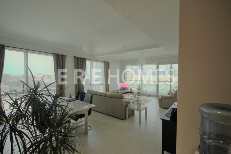 Beautiful 2 Bed Apartment With Lake View Er R 16170