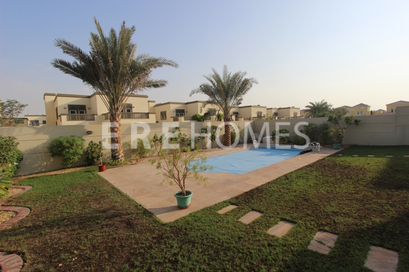 Type 12 Villa, Meadows 4 With Private Pool And Lake View From Large First Floor Terrace Er R 9016