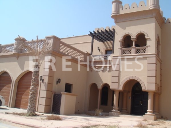 Beautiful Canal Cove Villa Available For Rent Palm Jumeirah, Immaculate Throughout Er R 10362