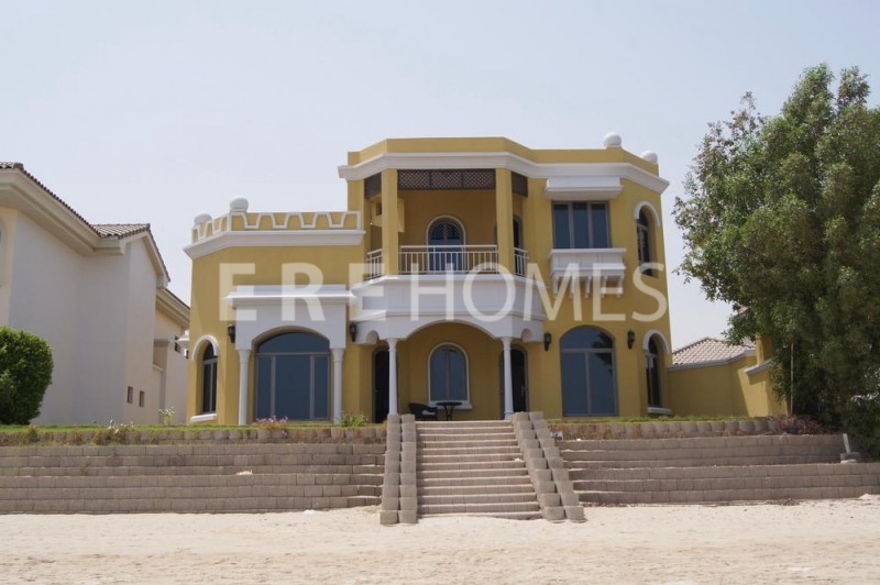 4 Bedroom Upgraded Central Rotunda On The Palm Jumierah Vacany Now Er R 9150