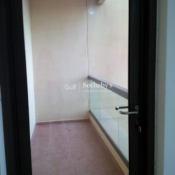 Huge 2 Bed High Floor Multiple Cheques Park Tower B Difc 150,000 Aed Er R 12840