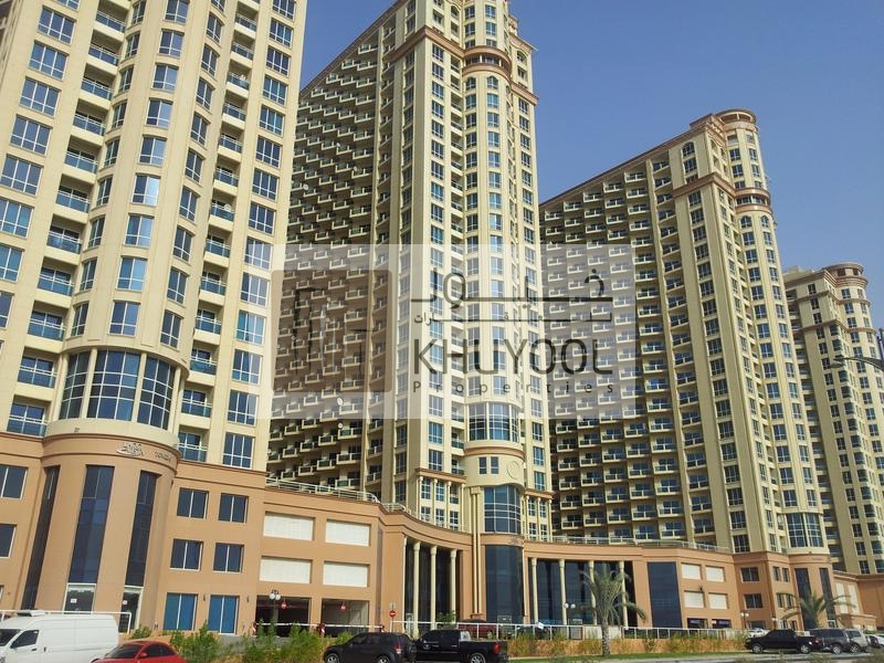 Extra Large 1 Bedroom Apartment With Fully Lake View 