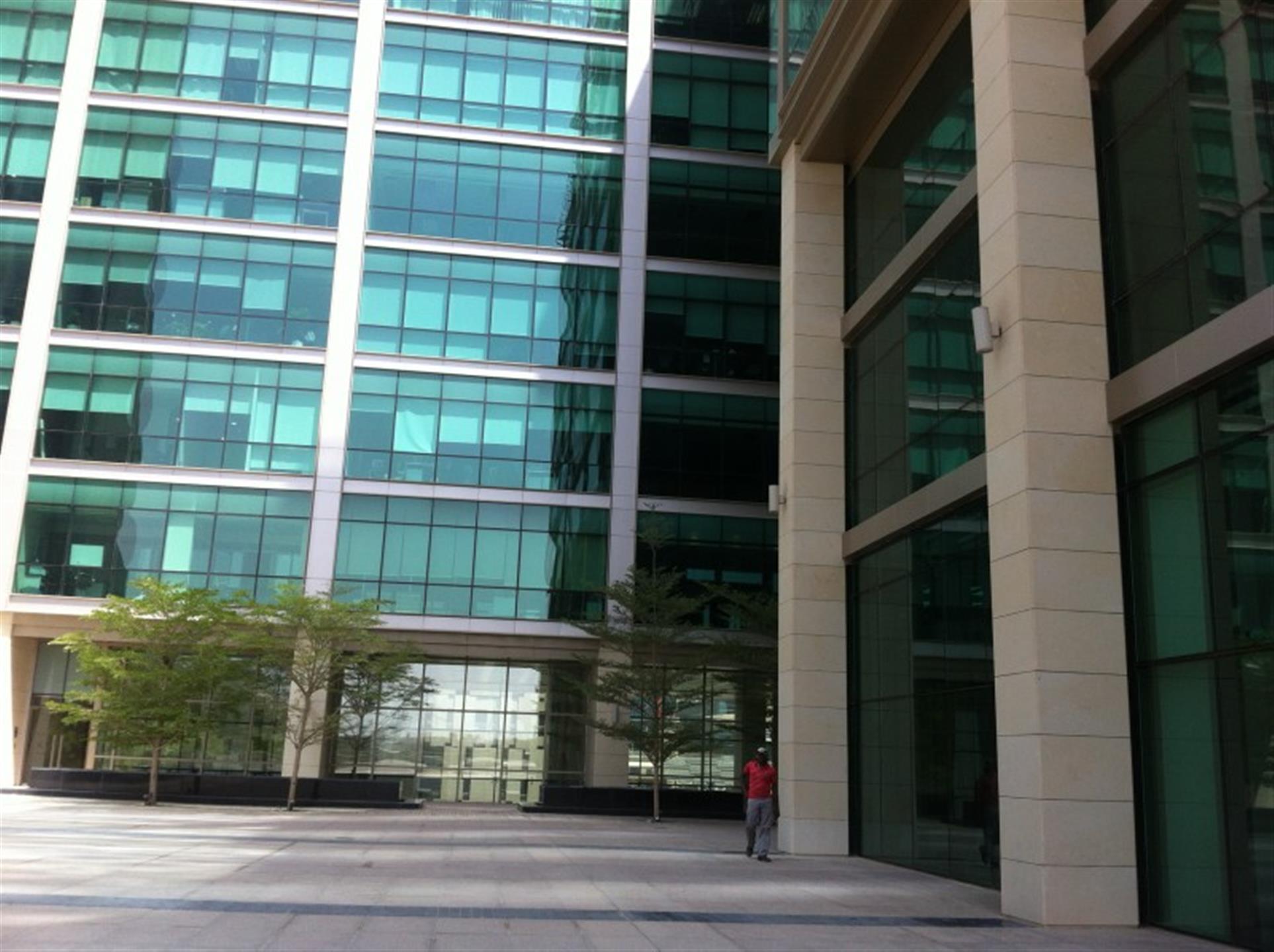 Retail Space In Liberty House , Difc