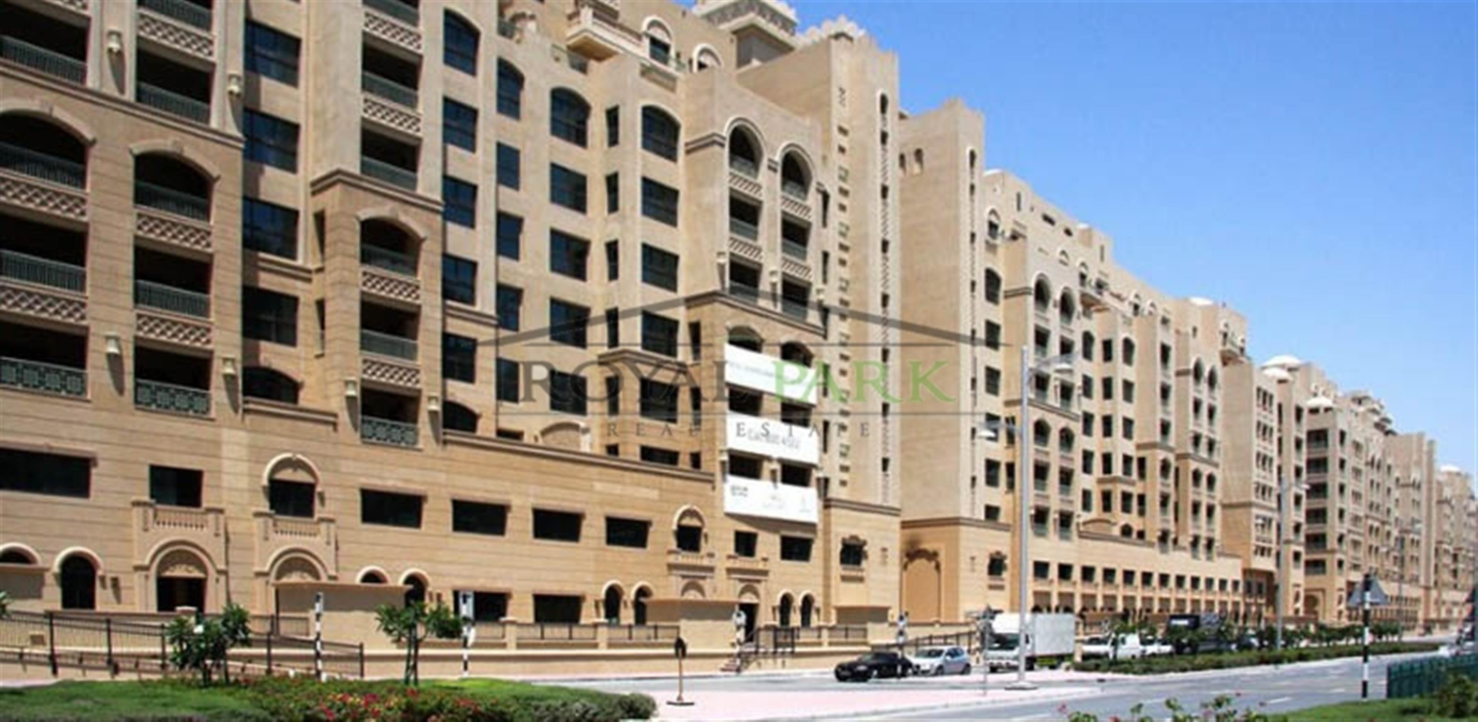 Huge Vacant 1 Bedroom @ Palm Jumeirah Golden Mile For Sale