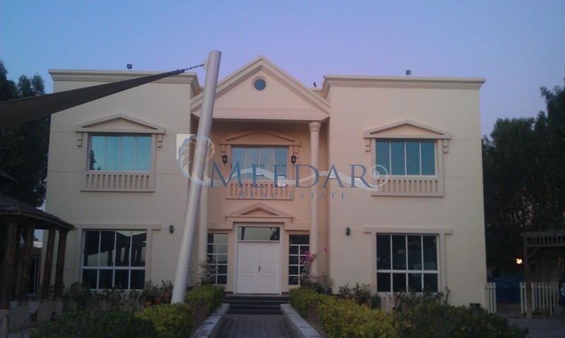 Super Master 5 Bedroom Villa With Driver And Maids Rooms. It Is Brand New Villa. 