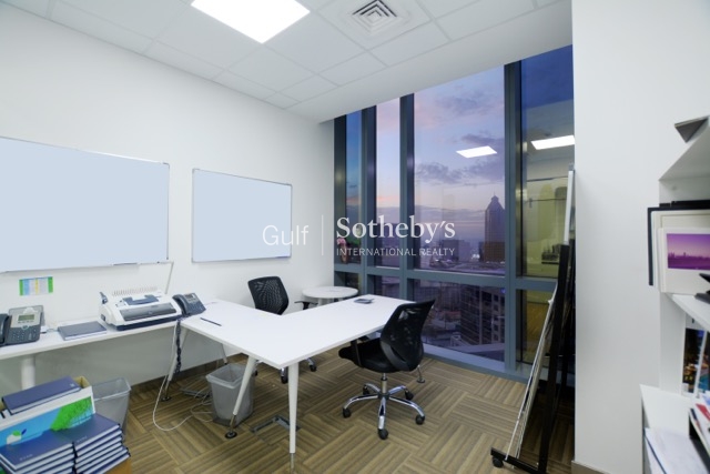 Luxury Fitted Office Boulevard Plaza |t1