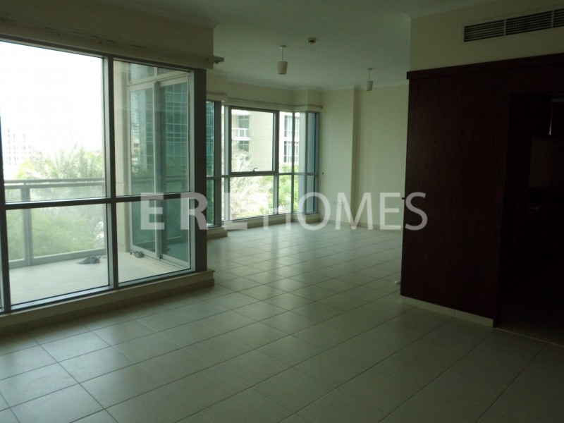 Rarely Available 3 Bed Maid'S, High Floor, The Residences 8, Downtown-280,000 Aed Er-R-11671