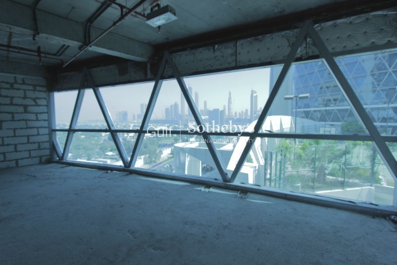 Large Beautiful Brand New One Bed With Panoramic City Views, Wooden Flooring , Difc Er R 10123