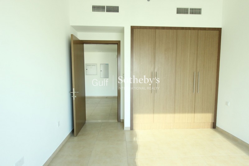 Fitted Office In Fortunetower For Rent Er R 11712