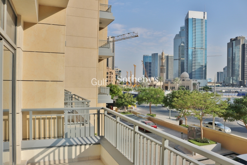 Shell And Core Office For Rent In Damac Business Tower, Business Bay