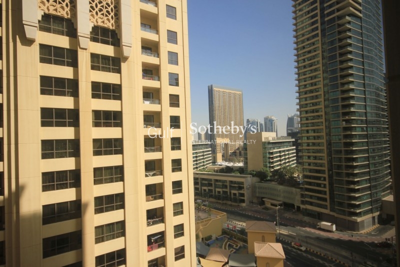 Beautiful Sea Views From High Floor One Bedroom In Cayan Tower Er S 5251
