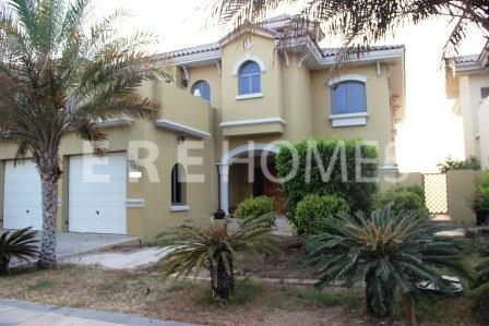 5 Bed Central Rotunda Avaialble On The Popular O Frond Enjoying The Sunset And Atlantis View Er R 9645