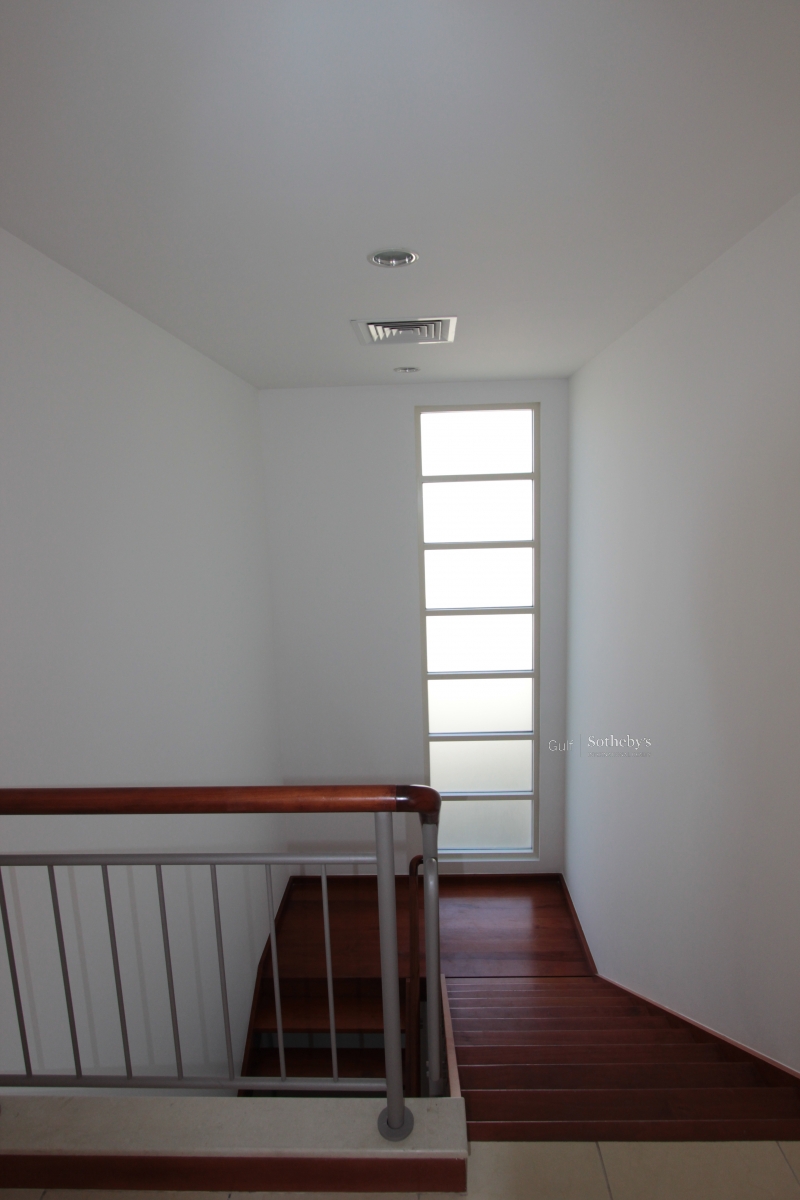 Partial Sea, Marina View, 2 Bedroom, Princess Tower, Available Now Er R 11926