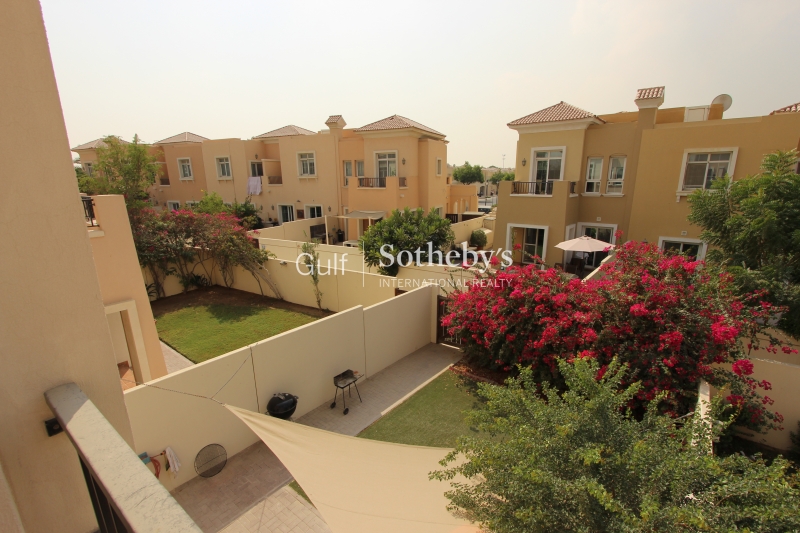 Rarely Available 2 Bed Plus Study, 700 Sqft Private Terrace, Claren, Downtown-160,000 Aed Er R 13157