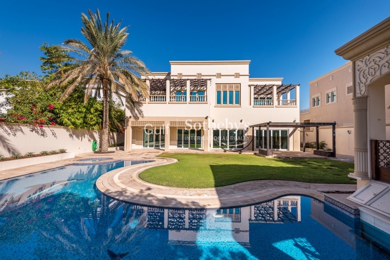 Luxury 6 Bedroom Villa In Emirates Hills 