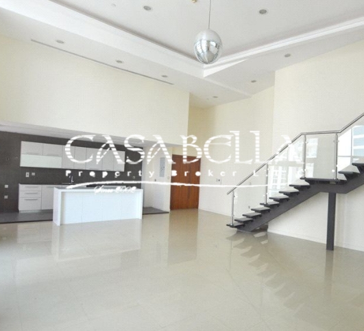 3BR Loft in Executive Tower K For Rent