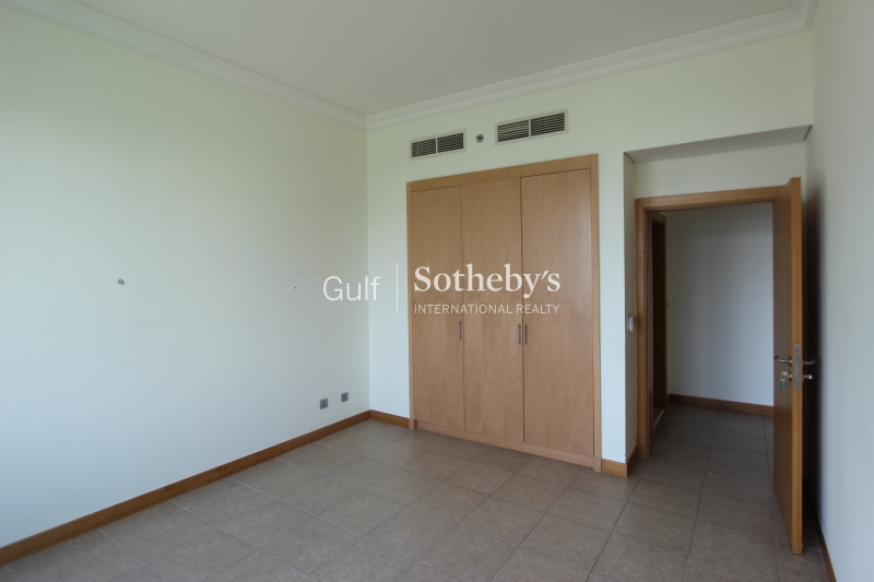 G Type Penthouse Right Hand Side Shoreline-Full Sea And Burj View! Er S 2002