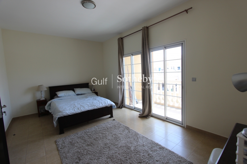 Stunning, Vacant 3 Bed Plus Maids With Full Burj Khalifa View Er R 14581