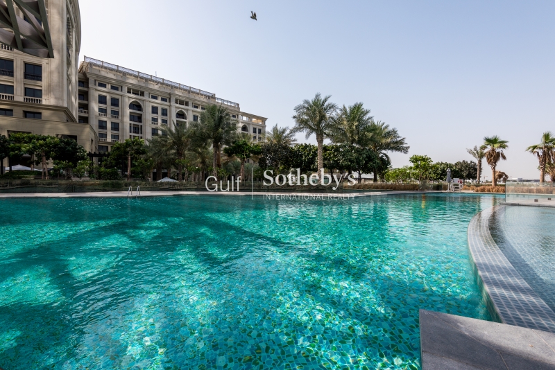 Fully Furnished E Type Right Hand Side Shoreline Palm Jumeirah Er R 10993