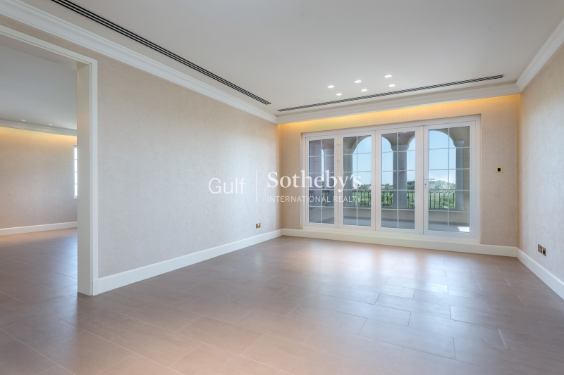 Family Home, Al Reem 2, 2m Next To Park, 3 Beds Plus Study, Maids And Family Room, 3.2 Million Er-S-6440