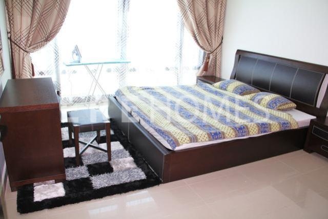 Beautifully Furnished 1 Bedroom, Burj Views A, Downtown Aed 115,000 Er R 10081
