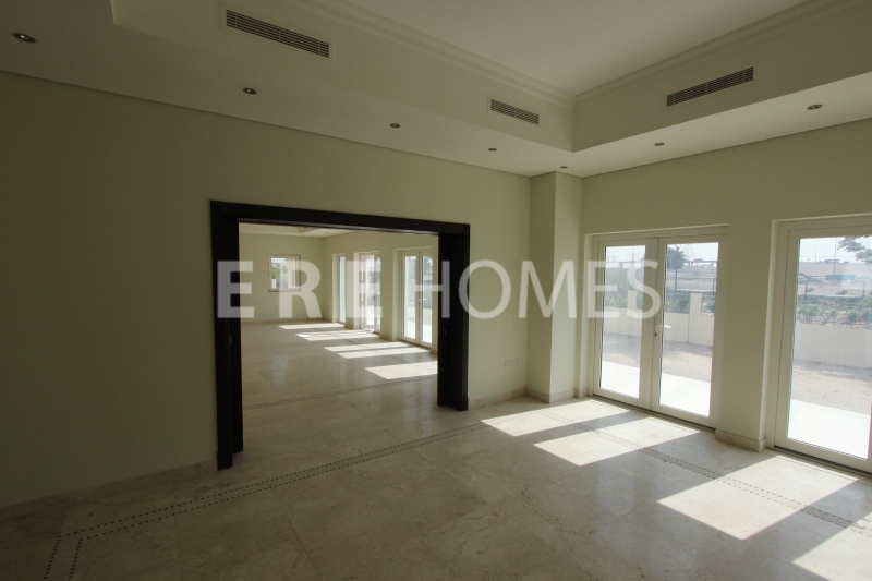 Huge Penthouse In Residences 1, Downtown-400,000 Er R 10275