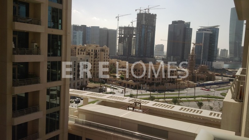 Fully Furnished One Bedroom Apartment, Balcony, Emaar , Aed125,000, Downtown Er R 6529