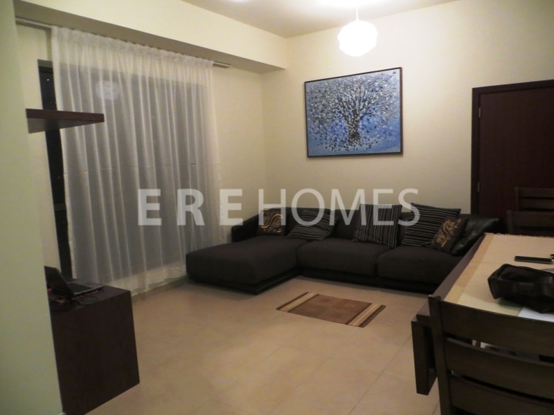 Ere Homes Offer For Sale This Well Presented, Furnished One Bed With Impressive Marina Views In Bahar 6. Er S 5099