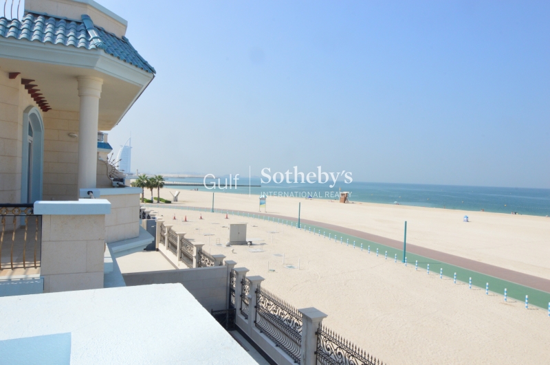5 Bed Beach Villa With A Pool, Jumeirah 