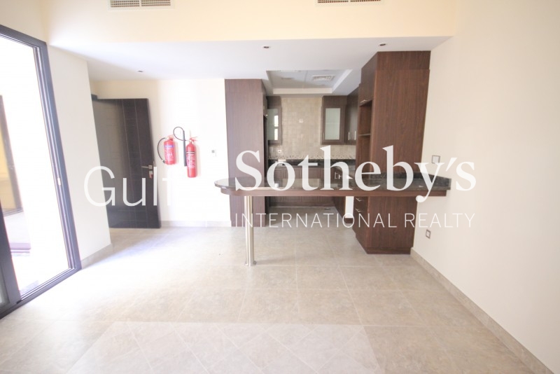 Must Go And Vacant 2 Bedroom Plus Maids Marina Residence 1 Type C Er R 12164