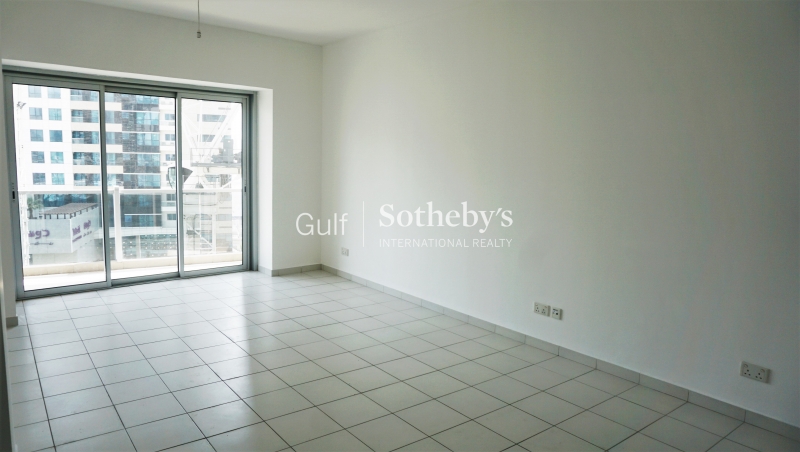 2 Bedroom With Balcony, Un-Furnished, Marina Heights Tower Er R 15362