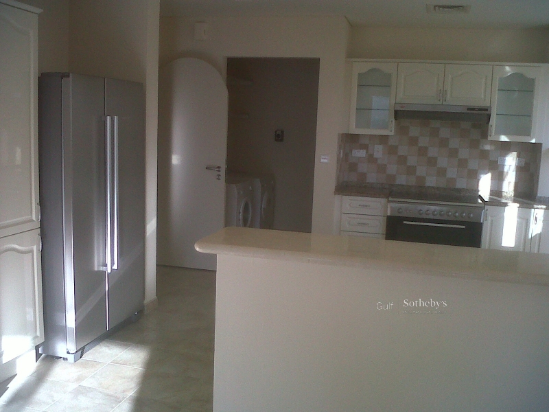 Sea View 3 Bedroom With Maid Room For Immediate Rent Er R 13236