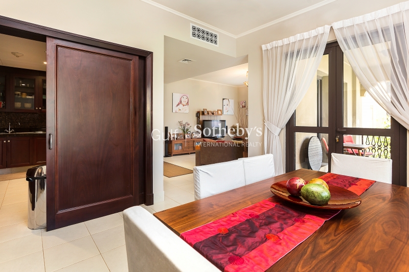 One Bedroom With Community View, Reehan 7