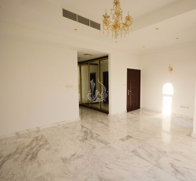 Grand 5 BR Villa for Sale in The Villa Dubailand
