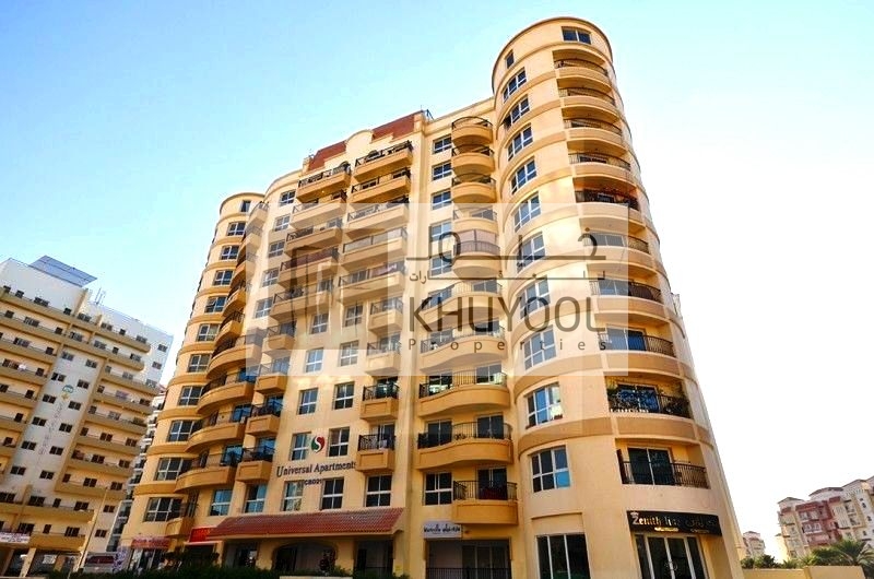 Vacant And Spacious + Large Balcony 2 Bedroom Apt. Into 6 Cheques In Cbd