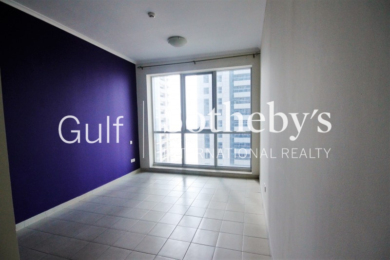 Fitted Office With Built In Pantry In Jlt