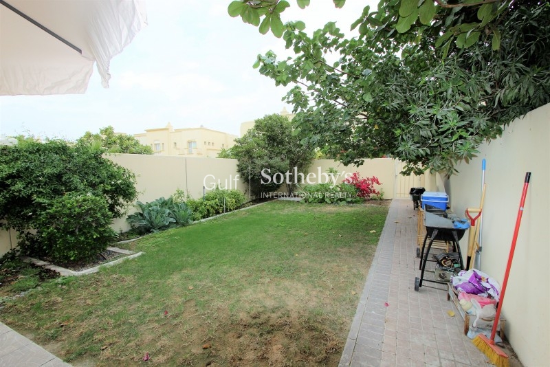 Hot Property Luxurious 1 Bedroom In Boulevard Central, Er R 9714
