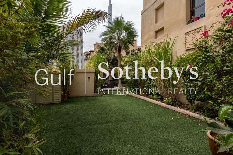 Exclusive Well Priced Close To Tip Of The Frond Mediterranean Central Rotunda Garden Home Villa-Palm Jumeirah Ers 3608 