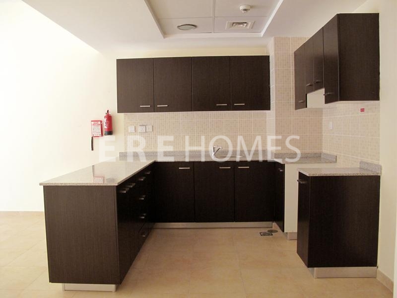 Great Large 1 Bed With Terrace, Brand New-Al Thamam Er-R-11120