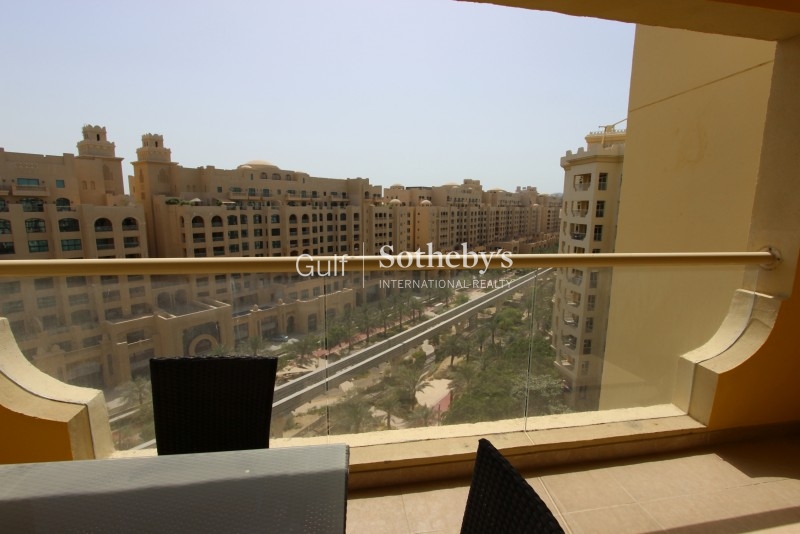 High Floor 1br With Park View In Al Hamri