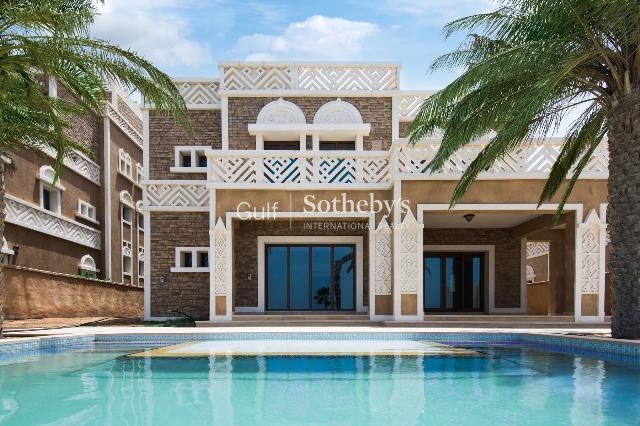 Beachfront 5br Villa On The Palm Jumeirah