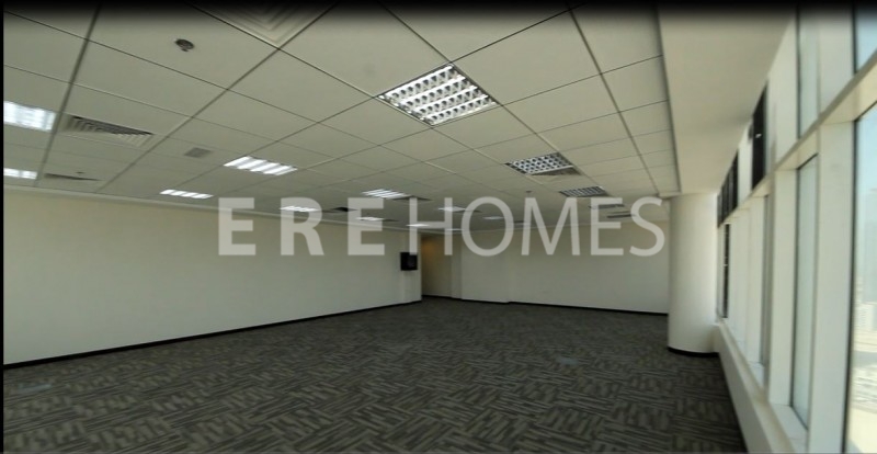 Fitted Office For Rent In Clover Tower, Business Bay Er-R-2573