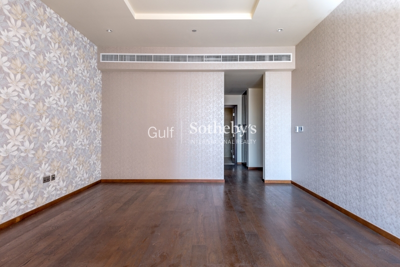 Al Thayal Court Yard Pool Facing One Bed Er S 5332