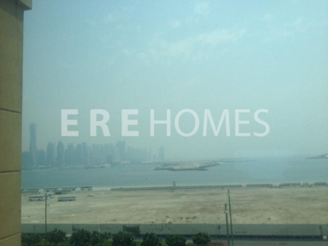 Full Sea View And Amazing Price 1 Bed In Golden Mile Palm Jumeirah Has Just Been Repainted And Cleaned And Needs To Be Rented This Week Er R 9650