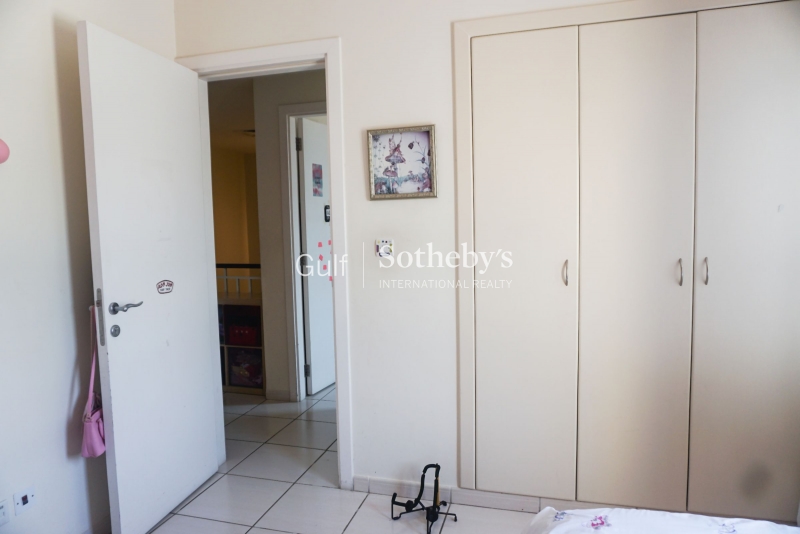 Unfurnished 2br Full View, Marina First