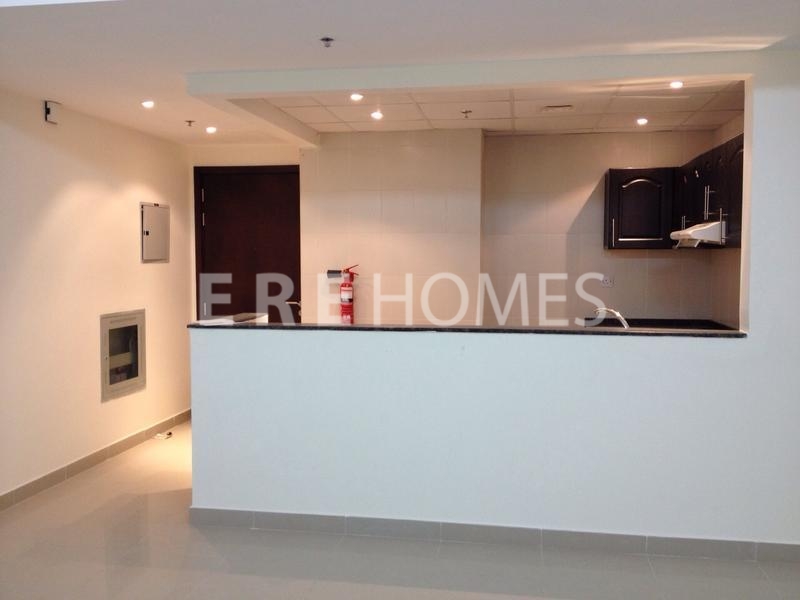 Spacious 2 Bed Apartment At An Unbeatable Price Er R 12735