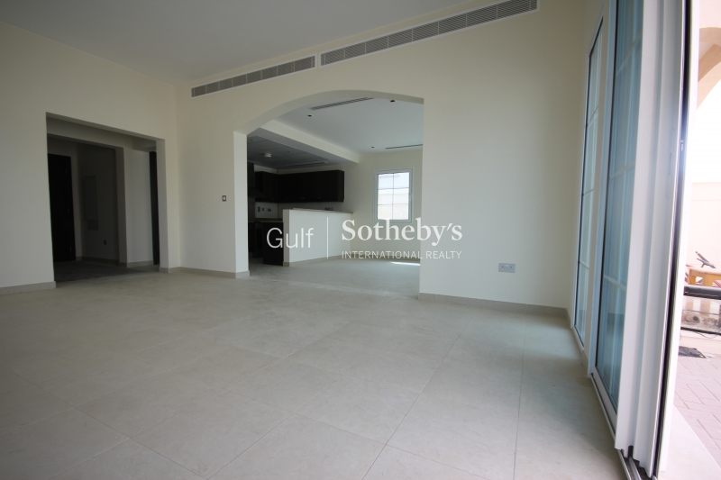 Fully Furnished, 2 Bedrooms, Full Marina View, Dubai Marina. Er-R-11585