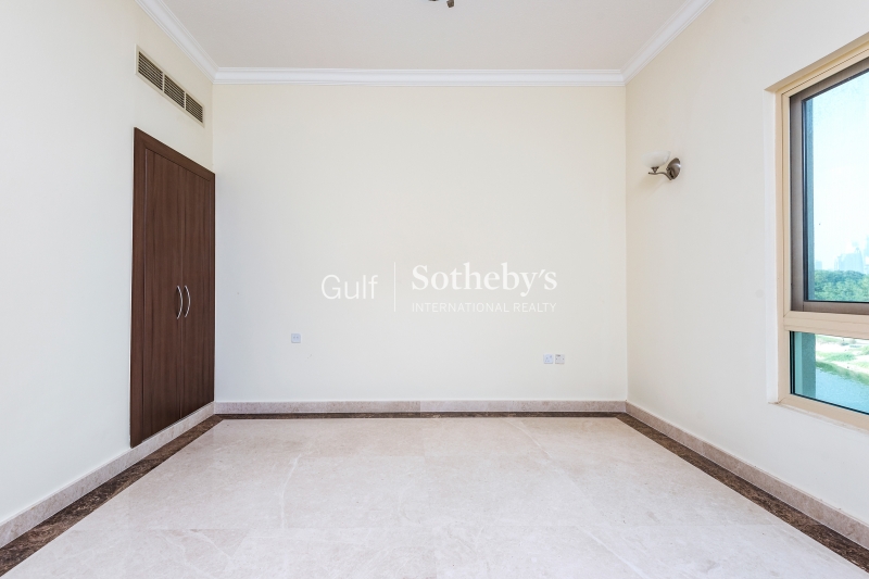 Upgraded And Fully Furnsihed Sea View B Type Apartment-Oceana, Palm Jumeirah Er S 6424